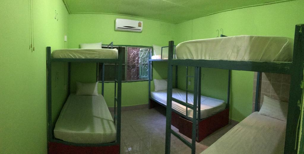 Real Vang Vieng Backpacker Hostel מראה חיצוני תמונה