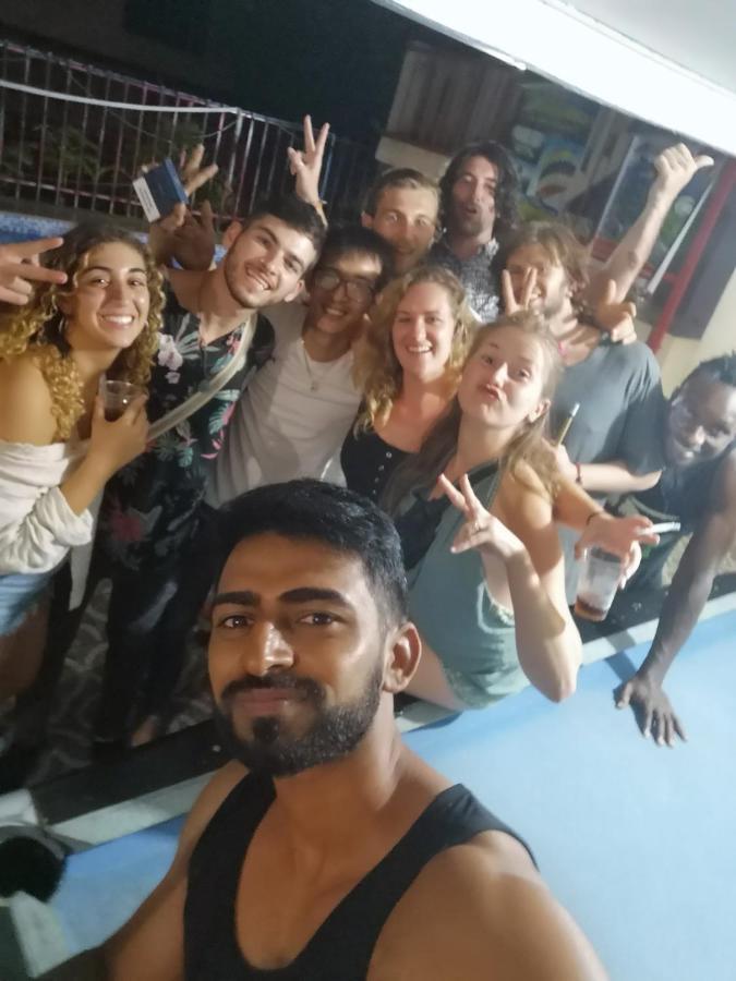 Real Vang Vieng Backpacker Hostel מראה חיצוני תמונה