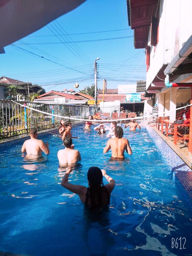 Real Vang Vieng Backpacker Hostel מראה חיצוני תמונה
